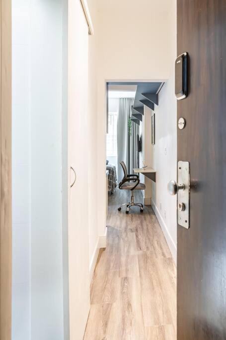 Apartamento Estudio Moderno E Confortavel A 250m Da E Metro